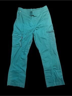 Beyond Scrubs Women's Teal Solid Scrub Pants Magnetics Cargo Pocket Size M